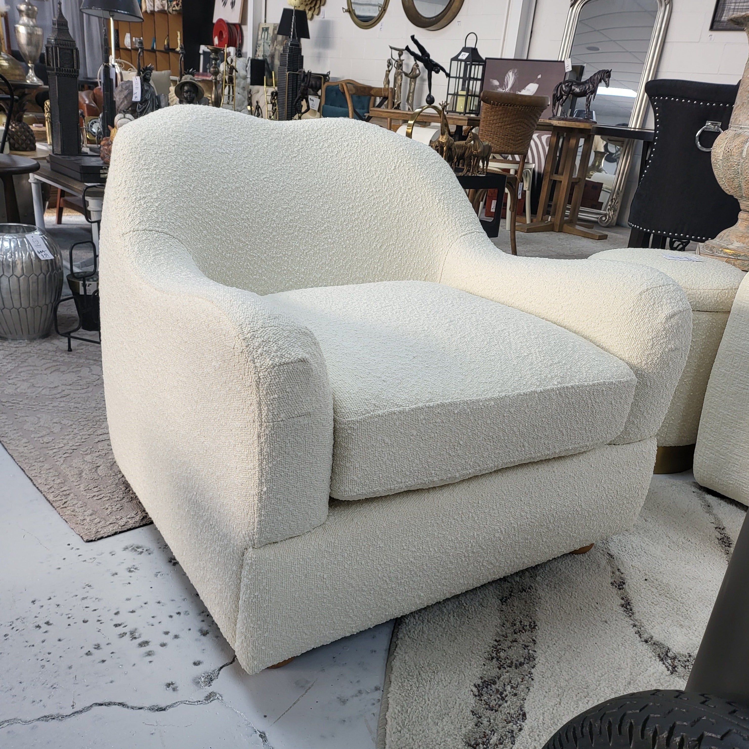 Club Occasional Boucle Chair