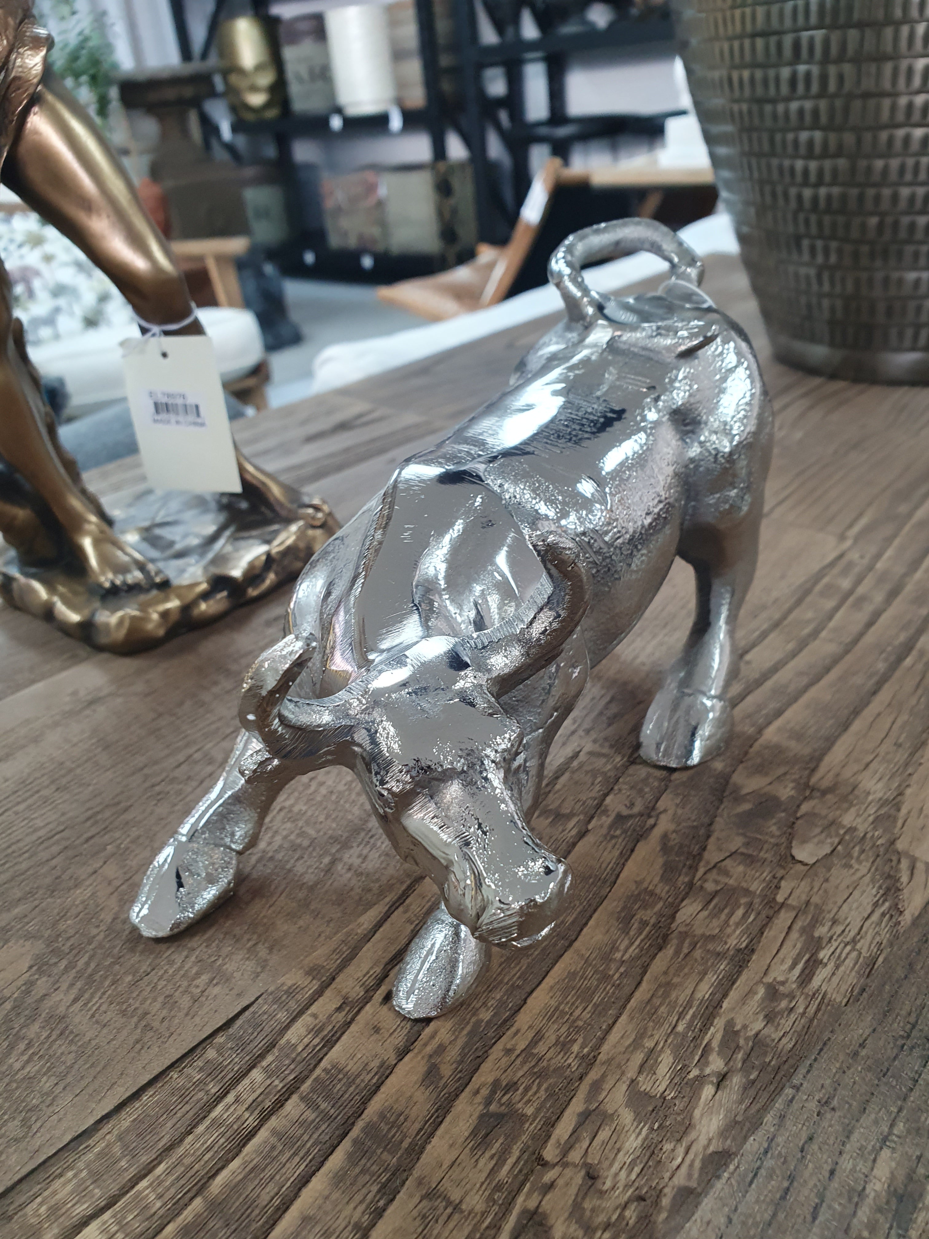 Aluminium Bull Statue