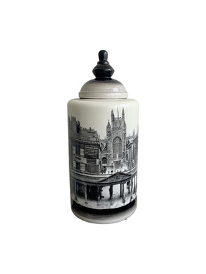 Historic Buildings on Vase Set/3