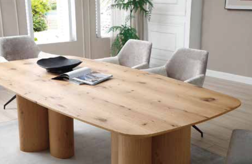 Winslow Dining Table with Pillar Legs - 2200