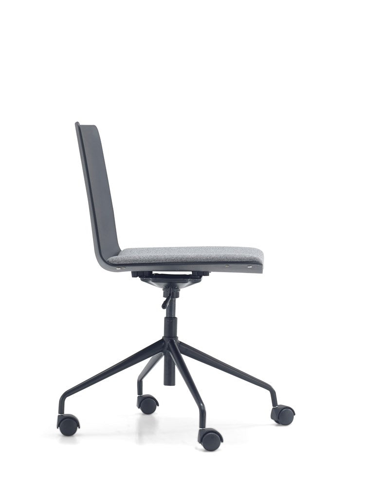 Maven Swivel Chair