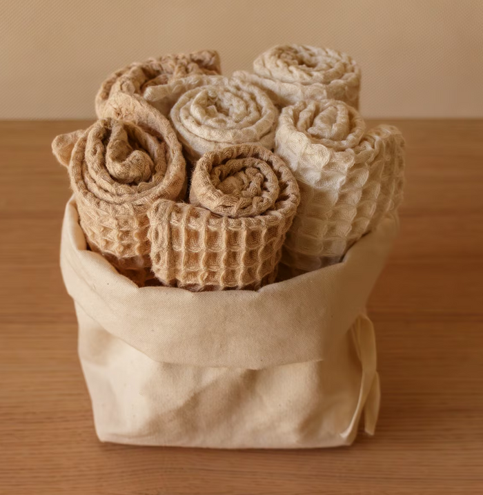 Akiiko - Pique Waffle Hand Towel Set