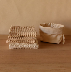 Akiiko - Pique Waffle Hand Towel Set