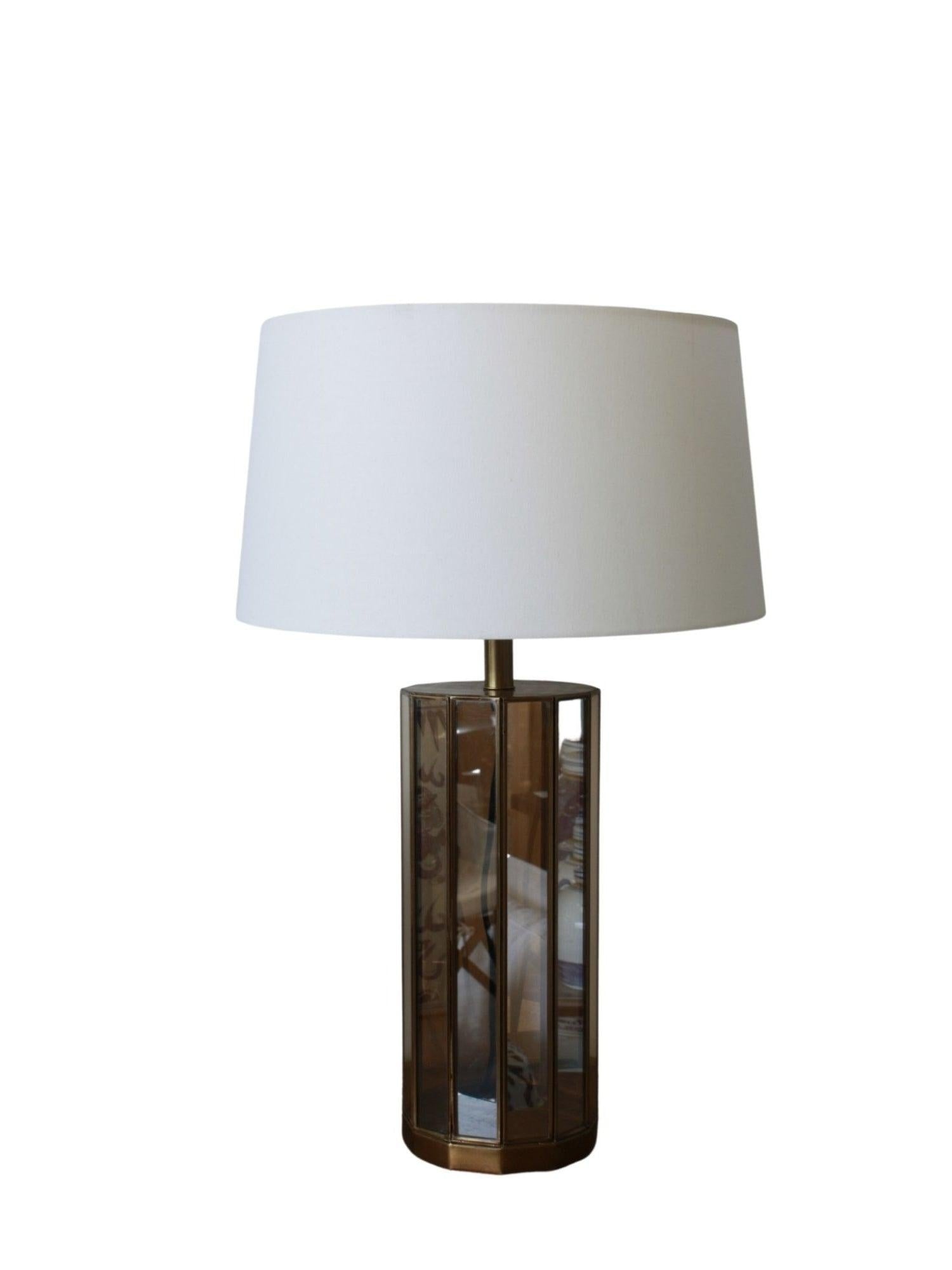 Gold Mirror Detail Table Lamp